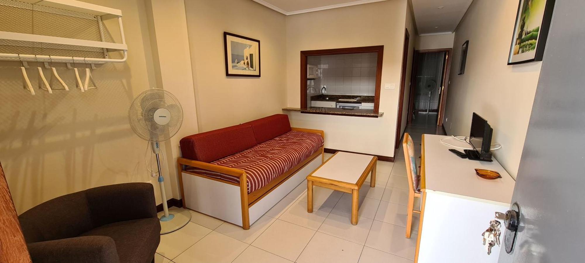 Apartamentos Elena 라레도 외부 사진