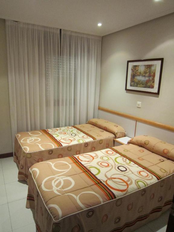 Apartamentos Elena 라레도 외부 사진